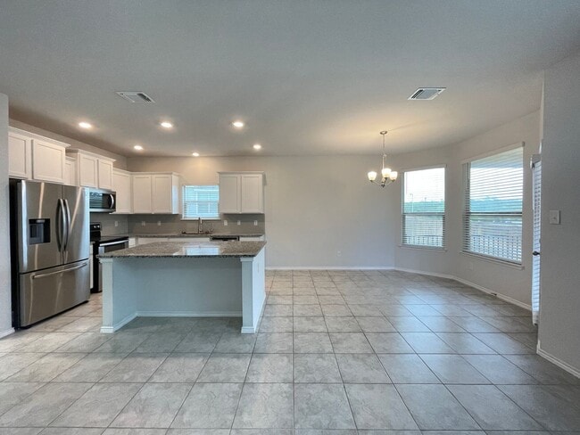 Building Photo - 1816 Cow House Ct