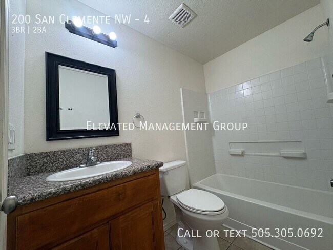 Building Photo - 200 San Clemente Ave NW