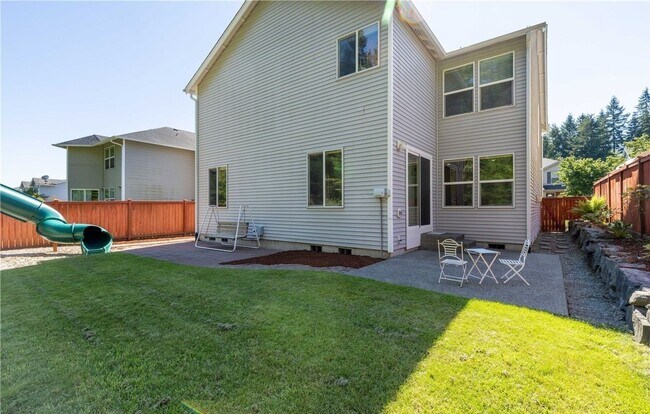 Building Photo - Stunning large 4 bedroom in Northwest Land...