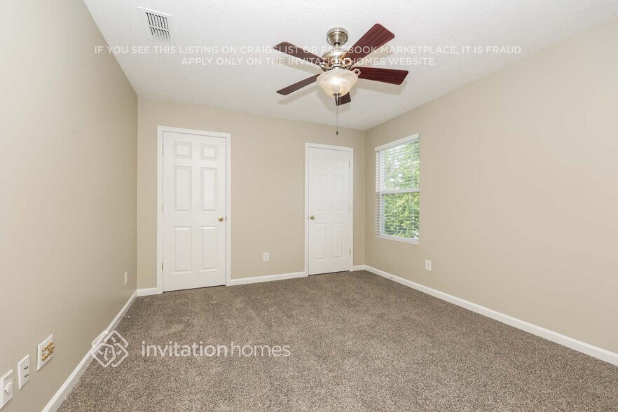 Building Photo - 5439 Middlebury Dr