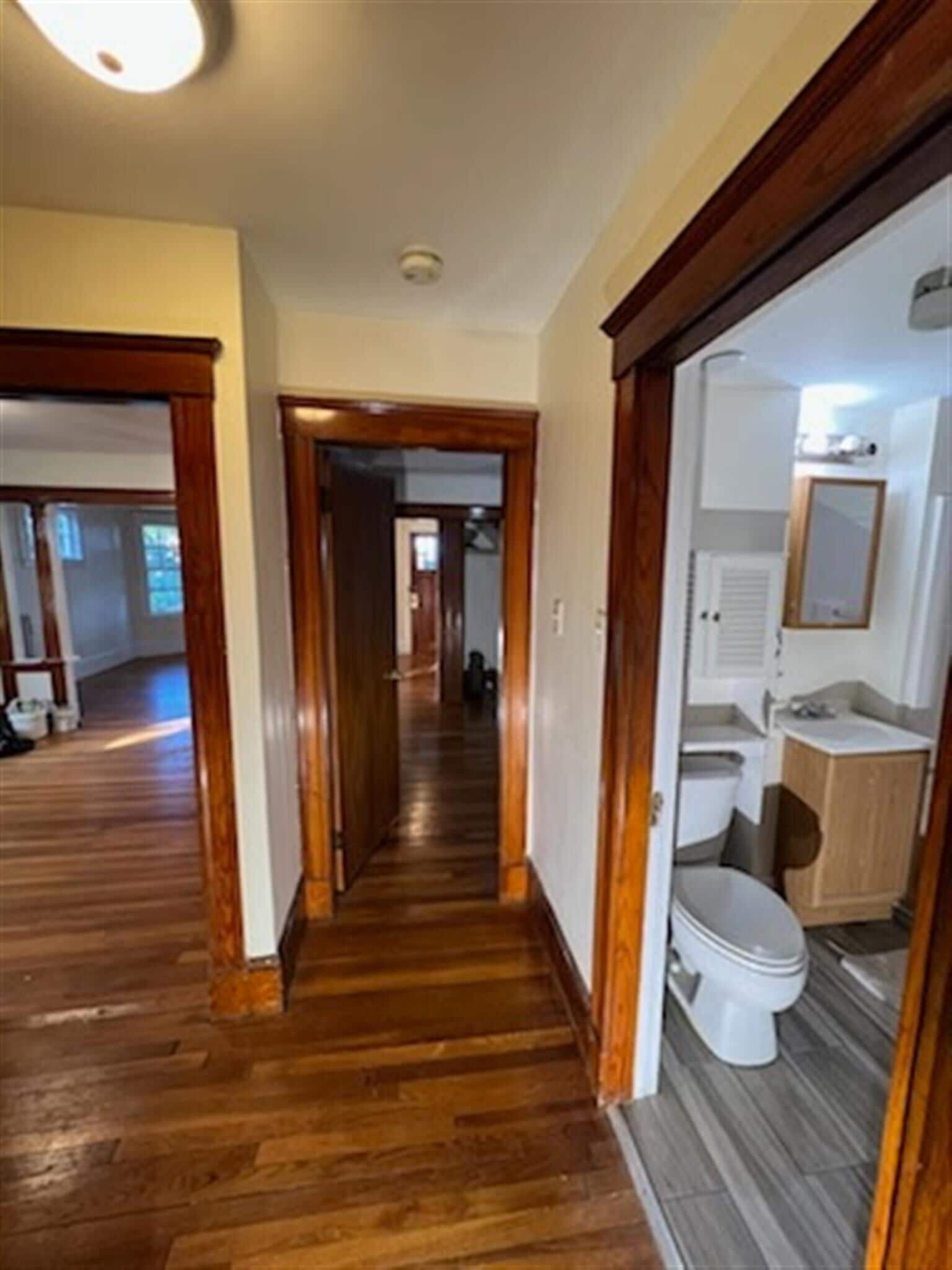 Building Photo - 42 Madison St