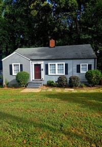 Building Photo - Vintage Charmer for Rent in Lindley Park!