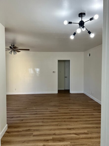 Building Photo - 11425 Quinn St