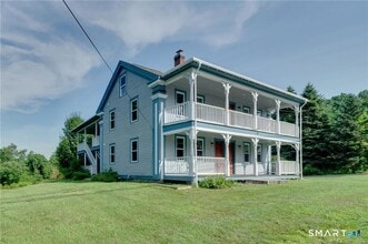 Building Photo - 157 River Rd