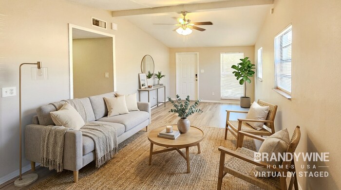 Building Photo - 4401 N 72nd St