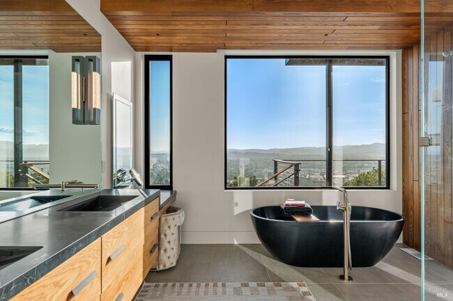 Building Photo - 663 Montecito Blvd