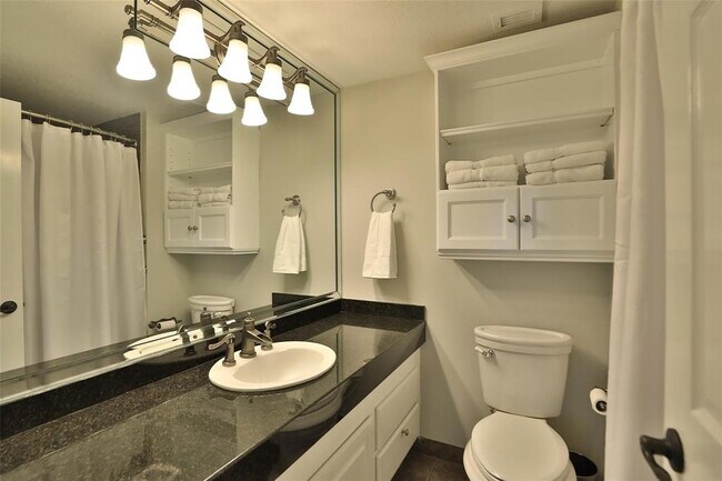 Building Photo - 14655 Champion Forest Dr Dr
