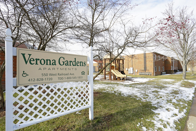 Building Photo - Verona Gardens