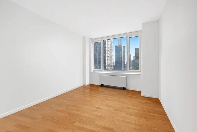Building Photo - 635 W 42nd St
