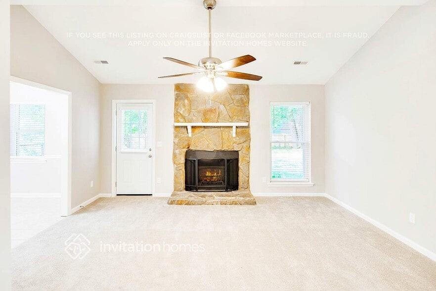 Building Photo - 7820 Hickory Hollow Ln