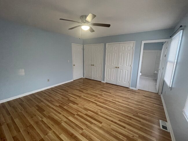 Building Photo - 6016 Loch Arbor Ln