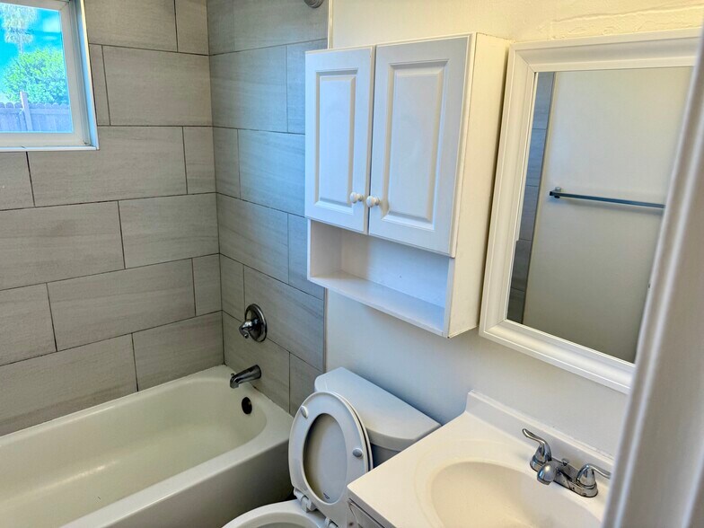 Building Photo - 3521 Clairemont Mesa Blvd