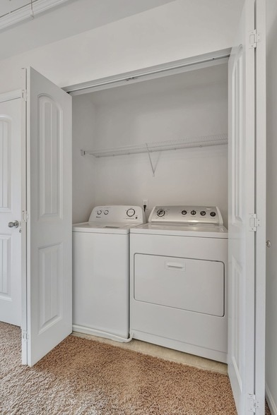 Building Photo - 282 Killian Way