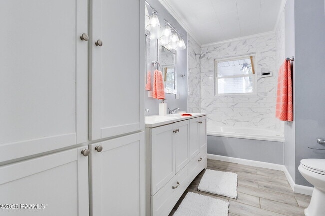 Building Photo - 2208 Segura Rd