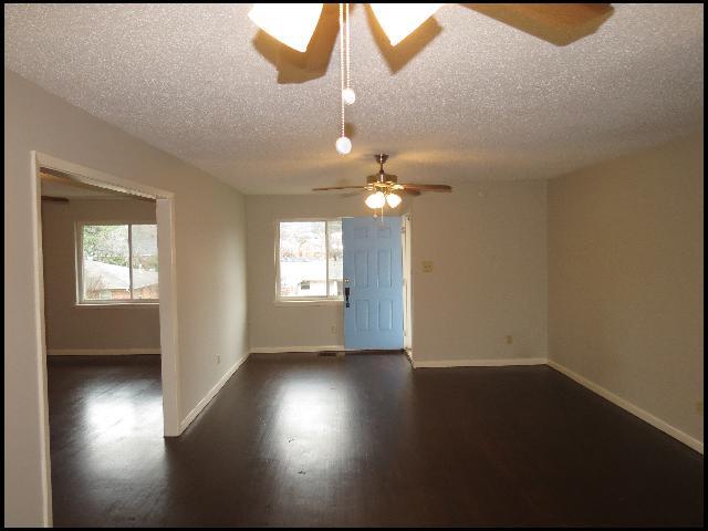 Building Photo - 6500 Marguerite Ln