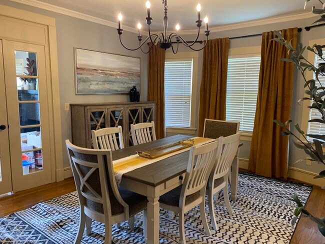 Building Photo - 322 N New Madrid St