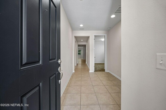 Building Photo - 3061 Alpin Dr