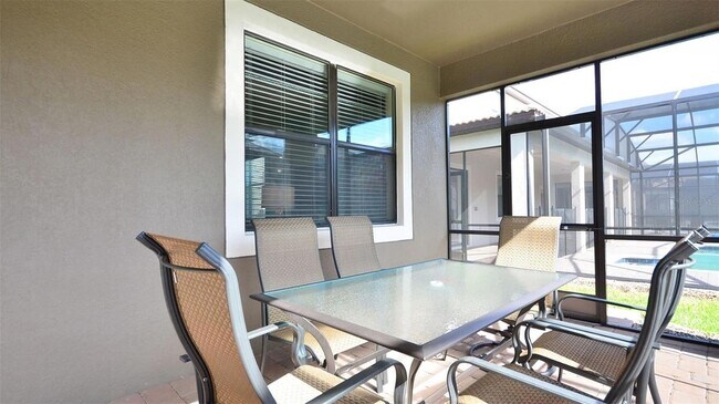 Building Photo - 1424 Rolling Fairway Dr