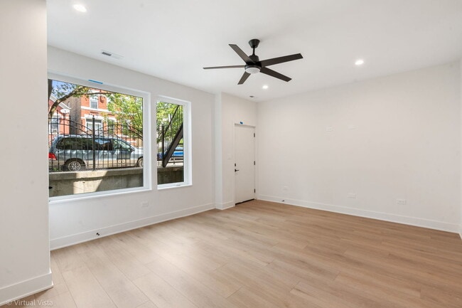Building Photo - 2122 W 18th Pl
