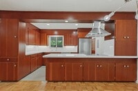 Building Photo - Central Davis 3/2 Mid Modern