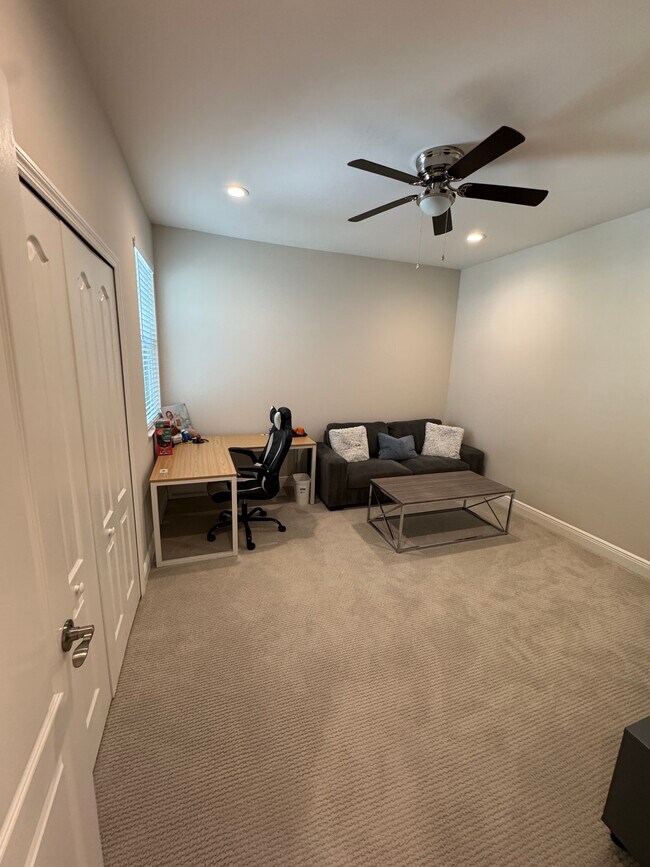 Building Photo - 2304 Sawyers Hill Rd