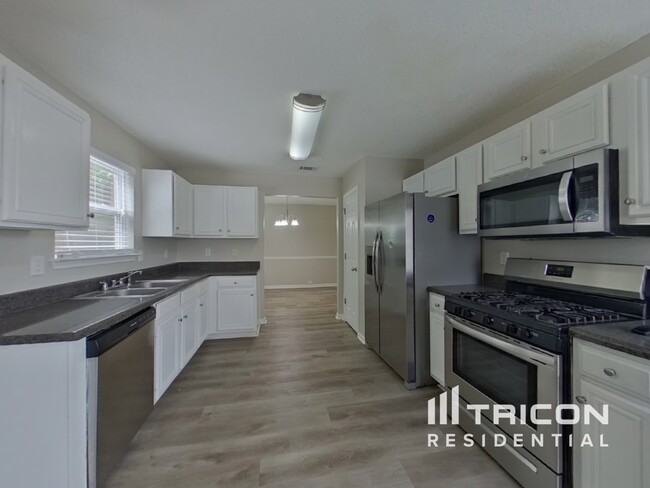 Building Photo - 4262 Winston Cir