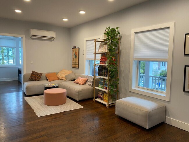 Building Photo - 32-34 Washington Avenue - Unit 2