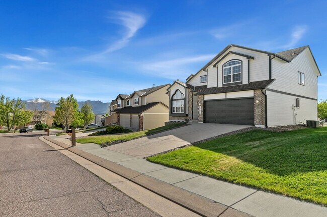 Building Photo - 15510 Jessie Dr