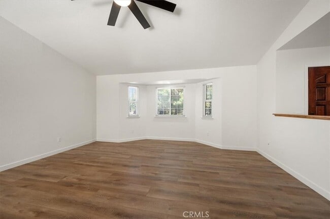 Building Photo - 836 Casals Dr