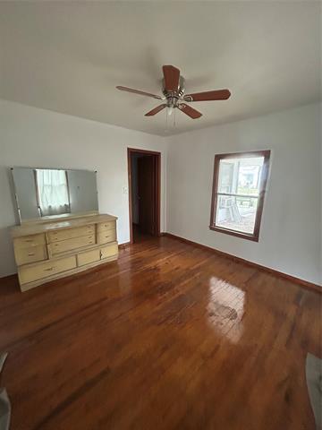 Building Photo - 513 E Elm St