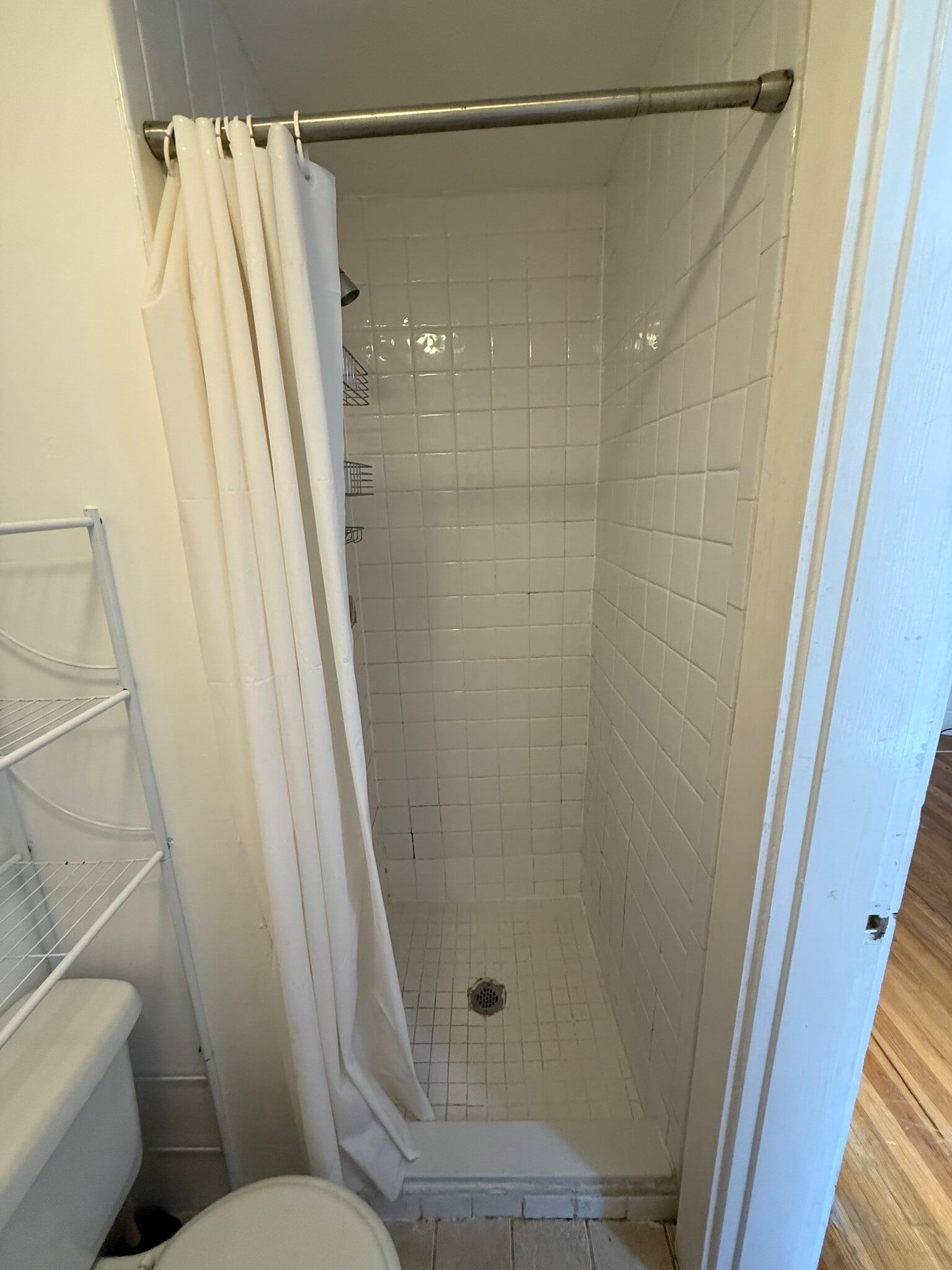 Building Photo - 16 Charter St