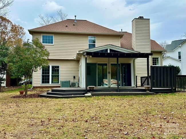 Building Photo - 126 Lake Davidson Cir