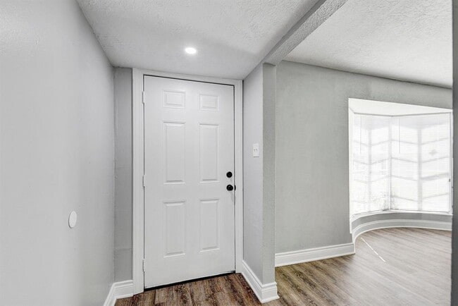 Building Photo - 128 Goodson Dr