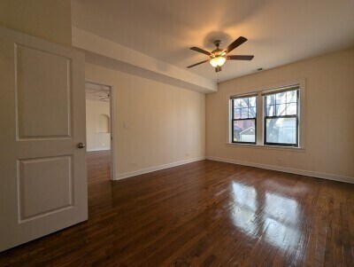 Building Photo - 1821 W Leland Ave