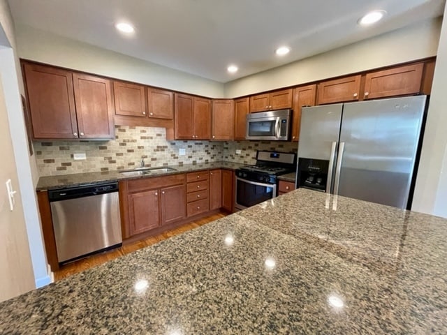 Building Photo - 29W523 Winchester Cir S