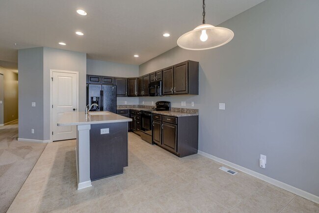 Building Photo - Spacious 4-Bedroom Near Lake Cunningham