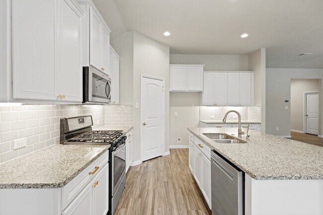 Building Photo - 18206 Bayonne Channel Ct