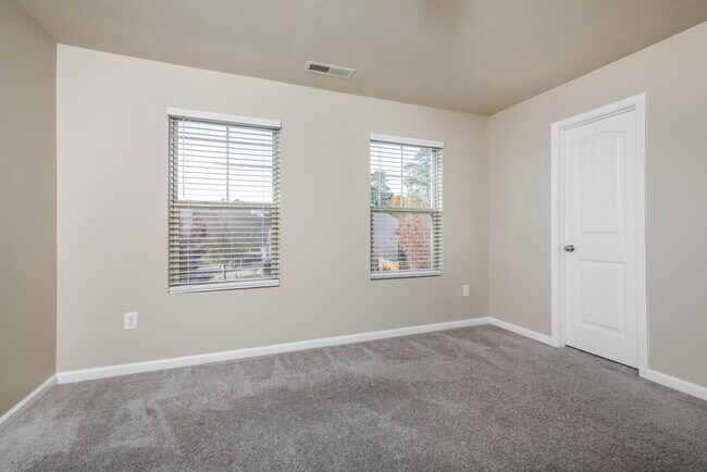 Building Photo - 3661 Althorp Drive