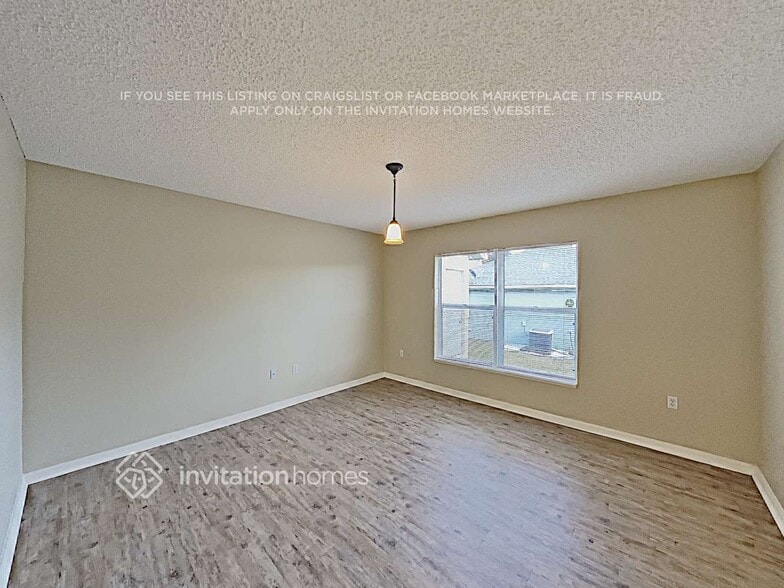 Building Photo - 1569 Elkcam Blvd