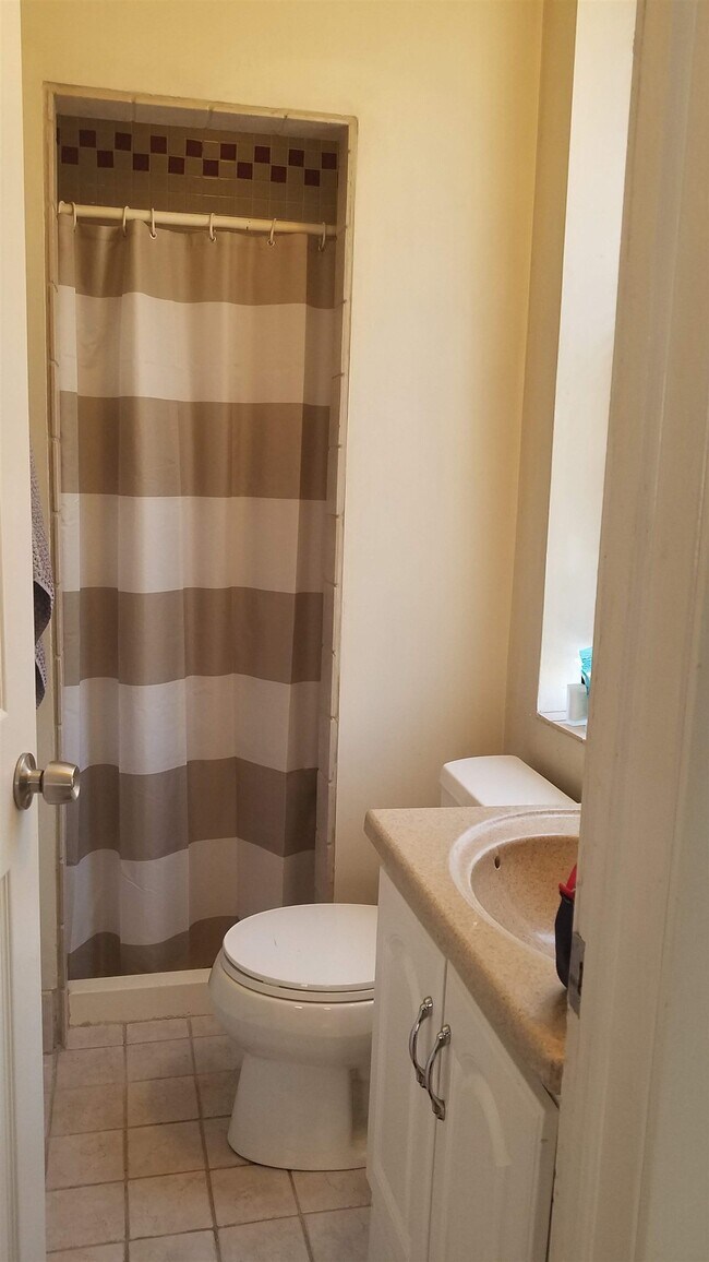 Building Photo - 261 12th St