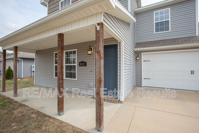 Building Photo - 5411 SW Cherry Creek Rd