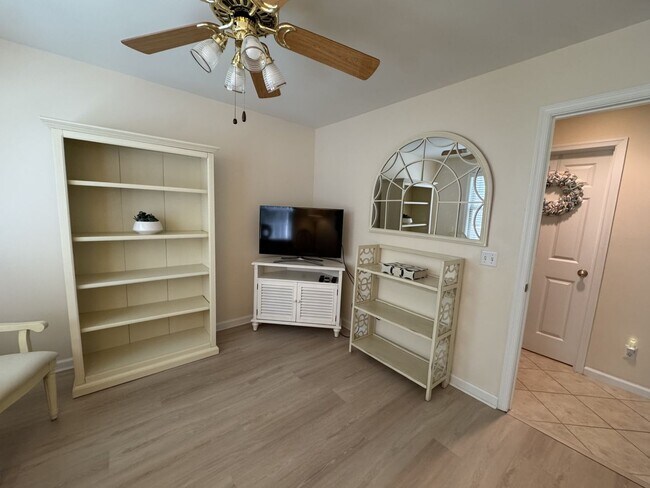 Building Photo - Fully Furnished Coastal Home in Gated Allenwood Community | Steps from Pool, Minutes from Schools...