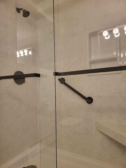 Building Photo - 1 Hallmark Gdns