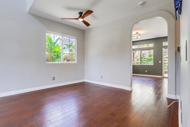 Building Photo - 3 Bedroom Home in Cul De Sac Available Now...