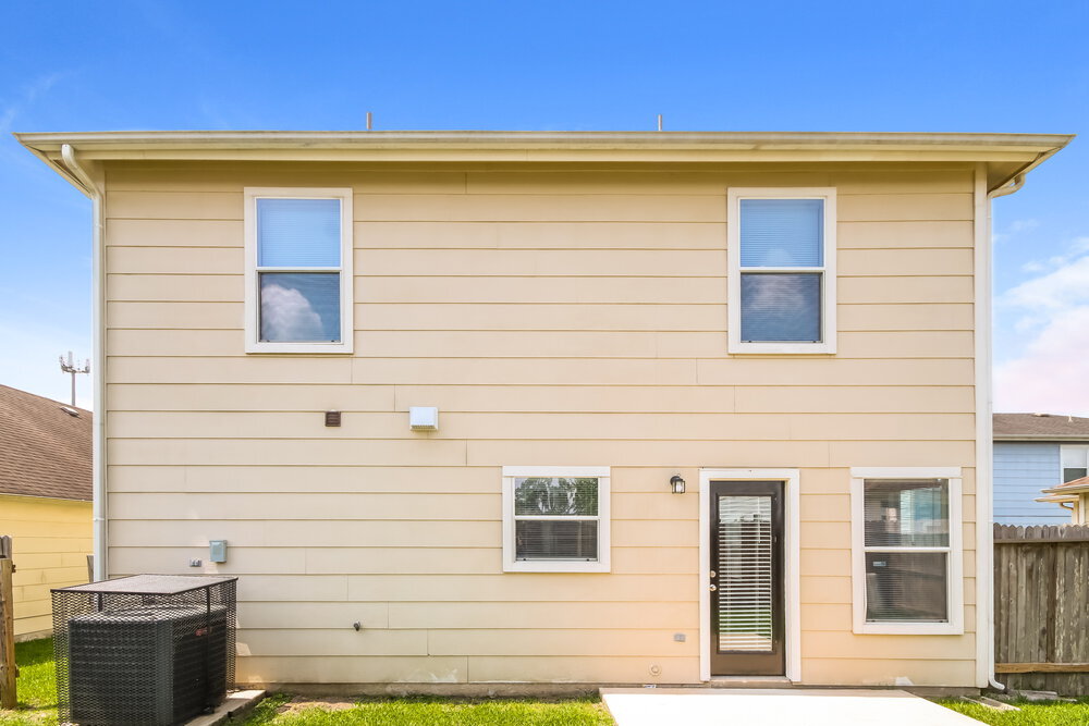 Building Photo - 22922 Twisting Pine Dr