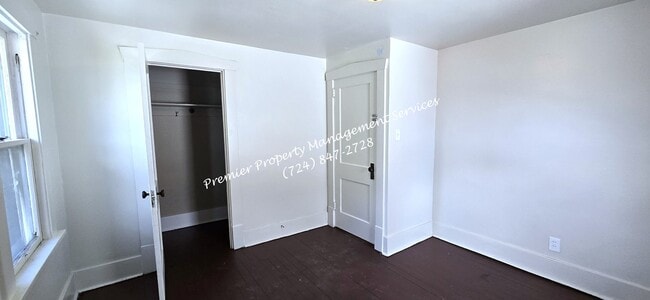 Building Photo - 519 Wengler Ave