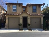 Building Photo - 7082 N Refinement Dr