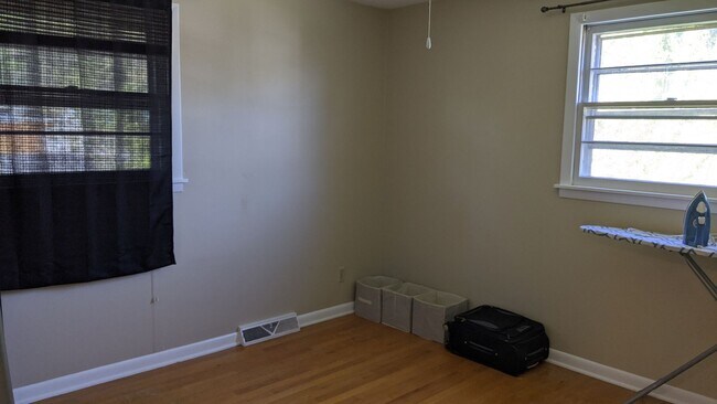 Building Photo - 711-713 Fairbanks St