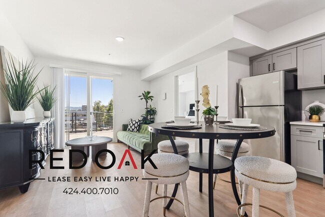 Building Photo - 14526 Kittridge St