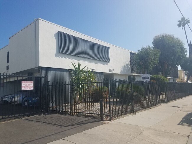 Building Photo - 6930 Fulton Ave